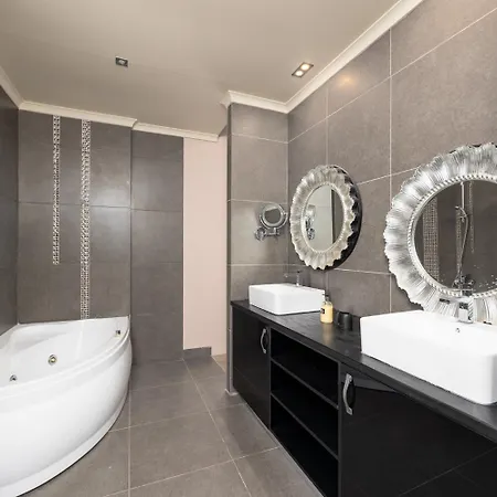 Pomegranate Tree * Kateleios